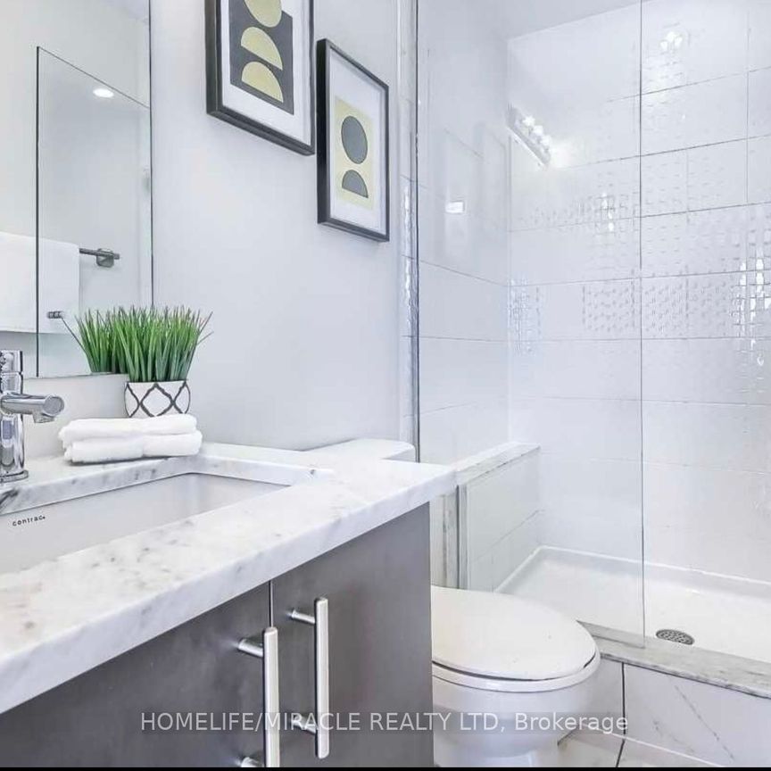 For Lease - 2550 Castlegate Crossing Unit# 214, Pickering, Ontario - Photo 1