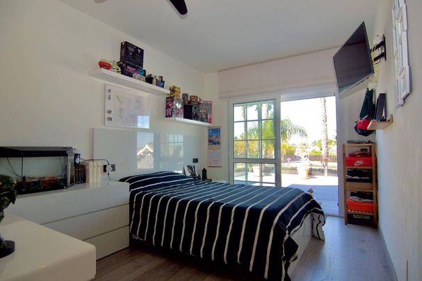 4 bedroom luxury Villa for rent in Alhaurín de la Torre, Spain - Photo 1