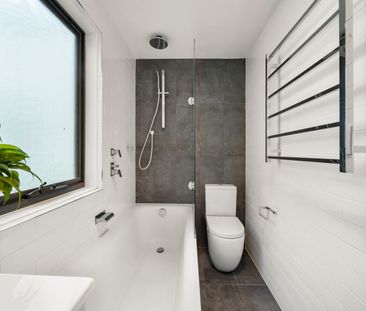 14 Yeend Street, Birchgrove NSW 2041 - House For Rent | Domain - Photo 5