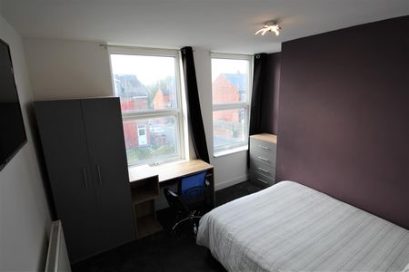 Edwin Road, Hyde Park, LS6 1NL, Leeds - Photo 4