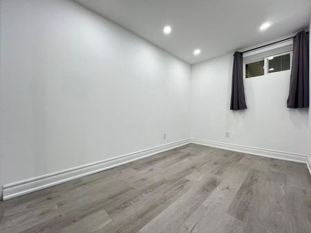 For Lease - 87 Willesden Road Unit# Bsmt, Toronto, Ontario - Photo 4