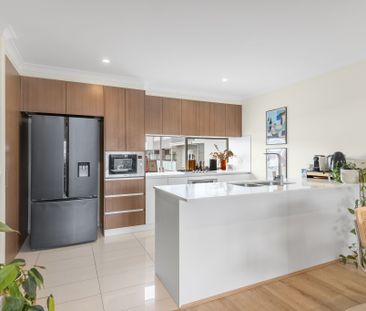 8/8 Henry Kendall Street, Franklin ACT 2913 - Townhouse For Rent | ... - Photo 6