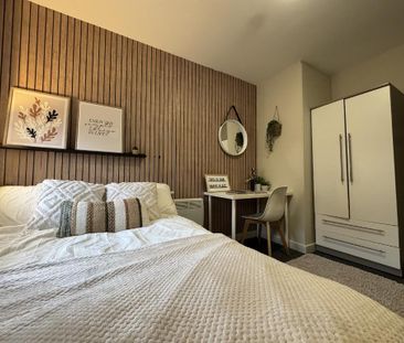 5 bedroom flat to rent - Photo 6