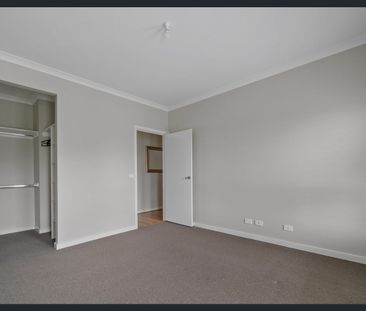 Prime Position, Perfect Home! - Photo 4