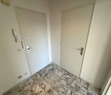 Charmante en recent gerenoveerde studio met slaaphoek en terras. - Foto 6