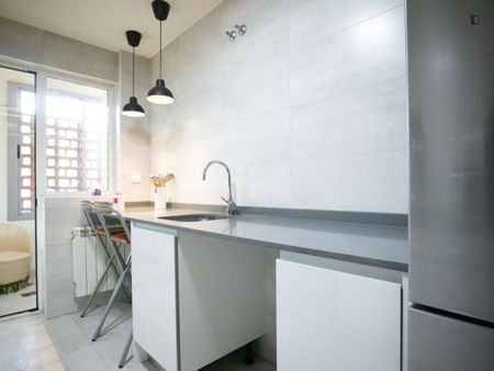 Apartamento de alquiler en Valdebernardo - Valderribas - Photo 2