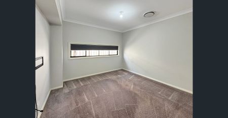 Space, Comfort and Family Living at Its Best! - Photo 3