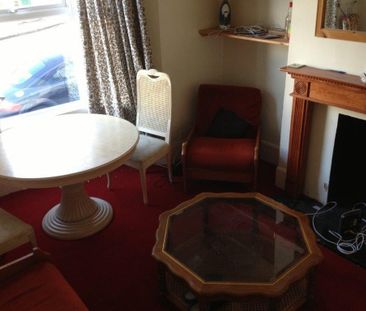 3 bedroom maisonette to rent - Photo 3