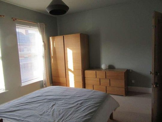 Carlton Street, Old Trafford, Manchester, M16 - Photo 1