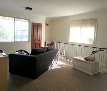 2 Bedroom Unit In Great Location! - Photo 3