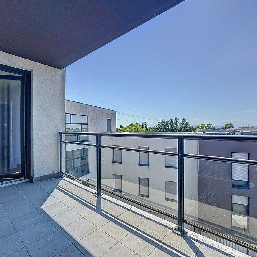 Location Appartement 2 pièces 44m² LINGOLSHEIM 67380 - Photo 1