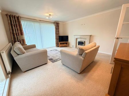 2 bedroom flat to rent - Photo 3