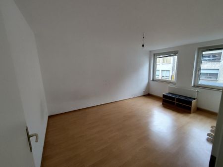 Mittendrin, statt nur dabei! Zentrale 2-Zimmer-Wohnung in Darmstadt! - Photo 3