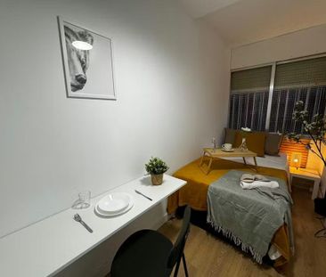 Avenida de la Verbena de la Paloma, Madrid, Community of Madrid 28041 - Foto 3