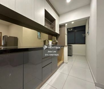 Prima Regency Apartment - Photo 5