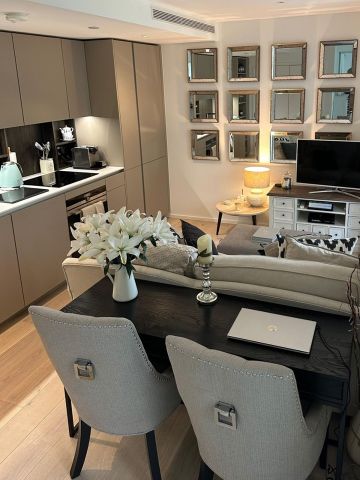 1 Bed Flat, York Place, SW11 - Photo 2