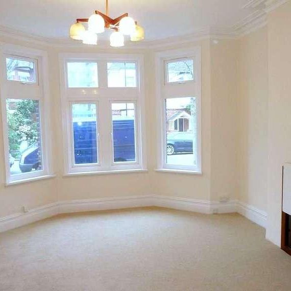 Craven Avenue, Ealing, W5 - Photo 1