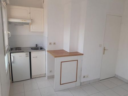 Location Appartement 2 pièces 24m² STE GENEVIEVE DES BOIS 91700 - Photo 5