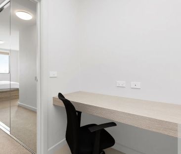 Fully Furnished Two-Bedroom Apartment - Photo 4