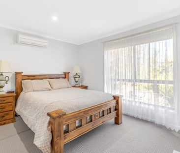 Fully-Renovated, Stylish Two Bedroom Townhouse in a Prime Location! - Photo 4