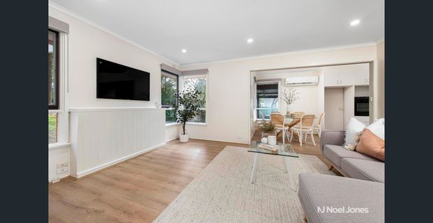 FAMILY HOME IN THE VERMONT SECONDARY COLLEGE CATCHMENT - Photo 1