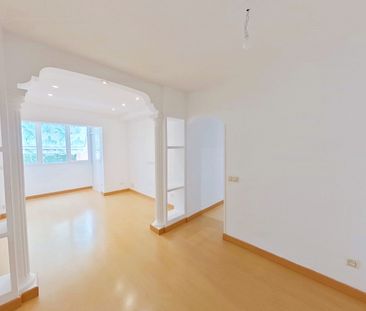 Piso de alquiler en Centro - Photo 2