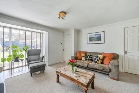 GladstoneClose, Chellaston, DERBY - Photo 4
