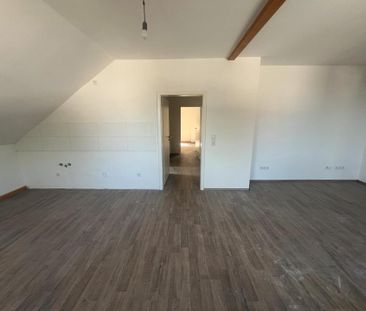 Sanierte Altbau-Dachgeschosswohnung - Photo 1