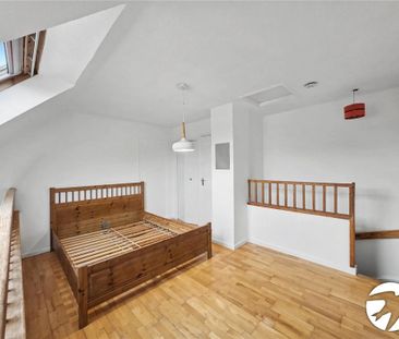 1 bedroom duplex to rent - Photo 3