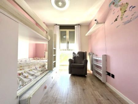 Piso en alquiler en Calle de Tiepolo, Número 2 - Photo 5