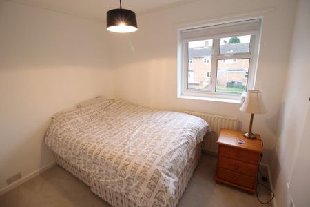 3 bedroom terraced house to rent - Photo 4