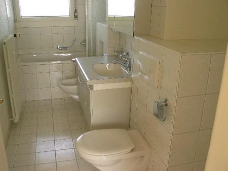 Wunderschöne 5.0 Zimmer-Wohnung im Gellert!! - Photo 3