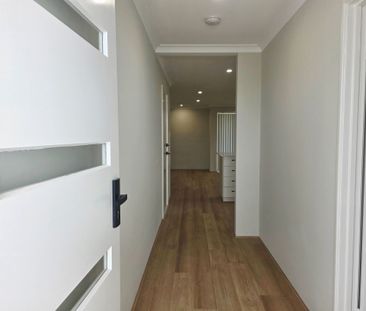 Experience Luxury Living in a Stunning New Home&excl; - Photo 4