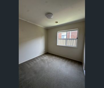 For private inspections please contact catie@sweeneyea.com.au. - Photo 4