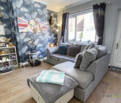 2 BEDROOM House - Mid Terrace - Photo 5