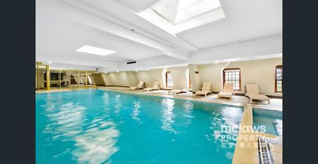 Affordable Resort-style 3 Bedroom on Pitt Street - Photo 3