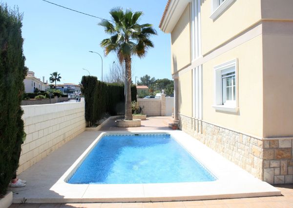 Casa / Chalet en Alfaz del Pi / l'Alfàs del Pi, alquiler