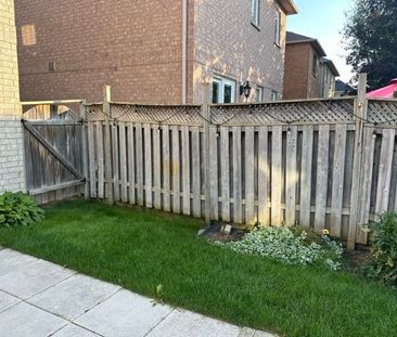For Lease - 5 Hillpath Crescent, Brampton, Ontario - Photo 2