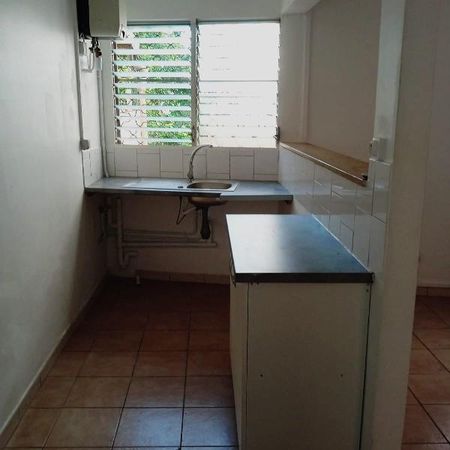 Fort de France - Appartement - F2 - Photo 4