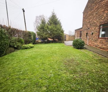 3 bedroom semi-detached house to rent - Photo 1