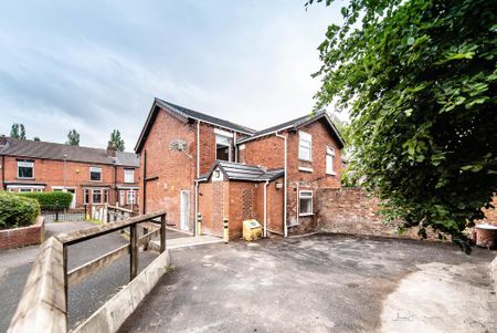 1 bedroom in a house share to rent - Photo 5