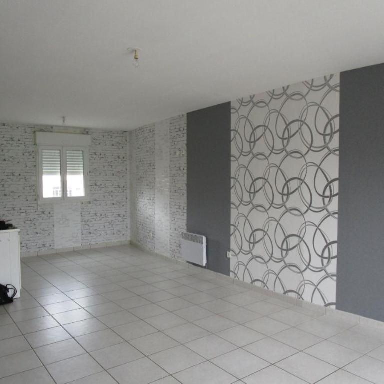 LOUE A SAINT GIBRIEN - Photo 1