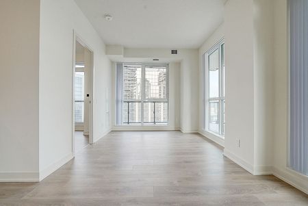 For Lease - 4955 Yonge Street Unit# 2019, Toronto, Ontario - Photo 4