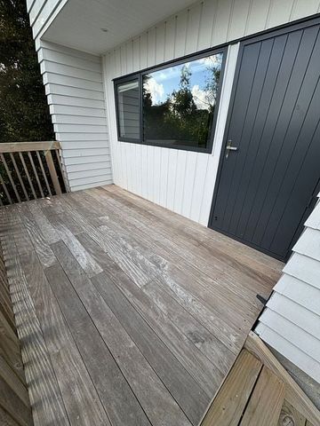 Prime Location Unit - Ideal for Singles or Couples - Photo 3