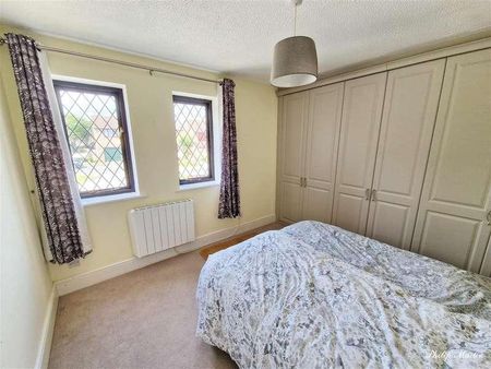 St. Erme, Truro, TR4 - Photo 4