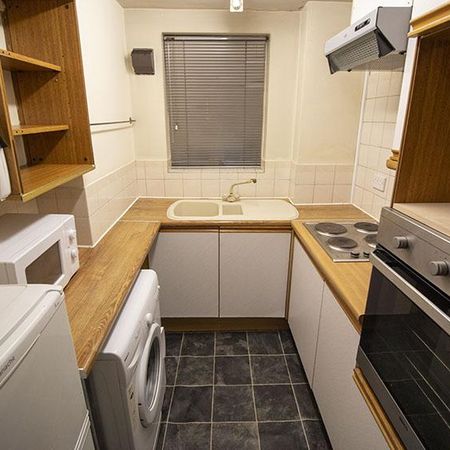 1 bedroom flat to rent - Photo 3