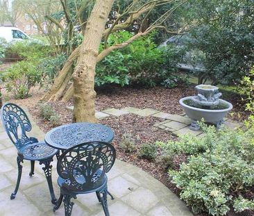 Greentiles, Greentiles Lane, Denham Green, UB9 - Photo 1