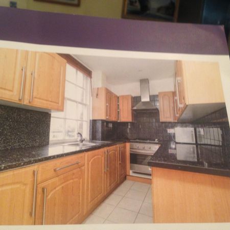 4 bedroom terraced house to rent - Photo 4