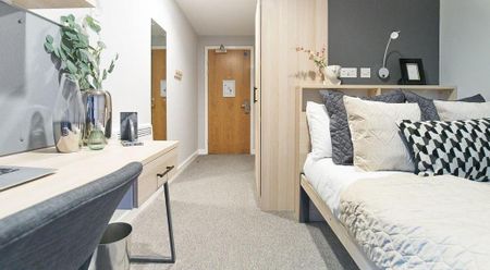 1 bedroom in a flat share to rent - Photo 4