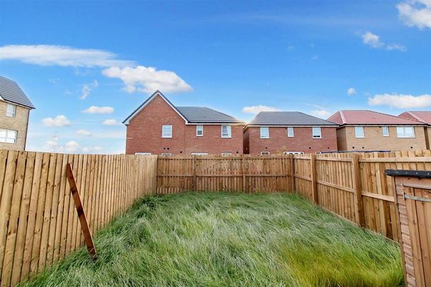 3 bedroom townhouse to rent - Photo 1